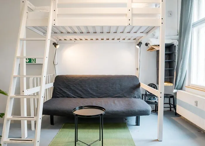 Shabby Chic Self Checkin Free Street Parking شقة