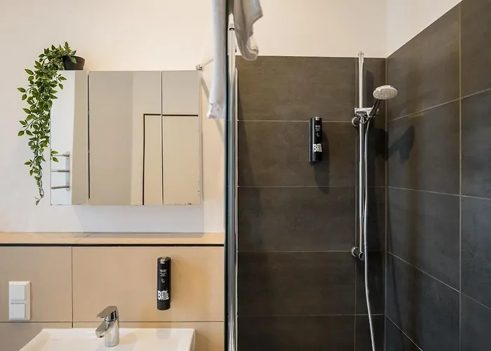 Shabby Chic Self Checkin Free Street Parking Apartman