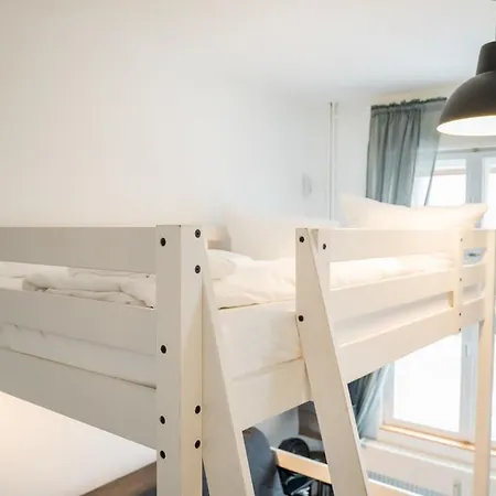 Shabby Chic Self Checkin Free Street Parking